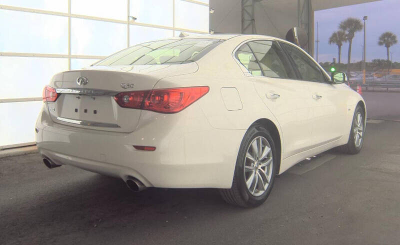 2017 Infiniti Q50 2.0T Sport