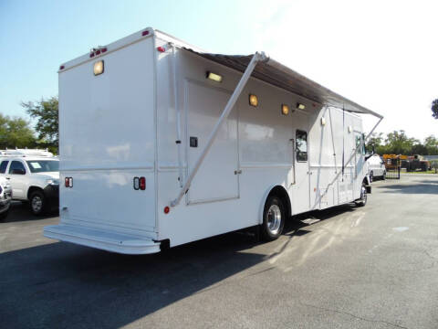 2003 Freightliner MT55 Chassis