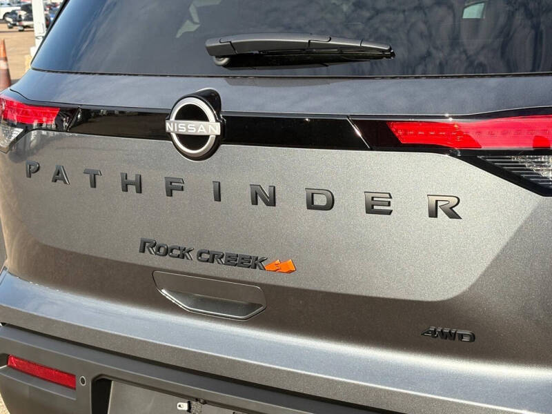 2025 Nissan Pathfinder Rock Creek
