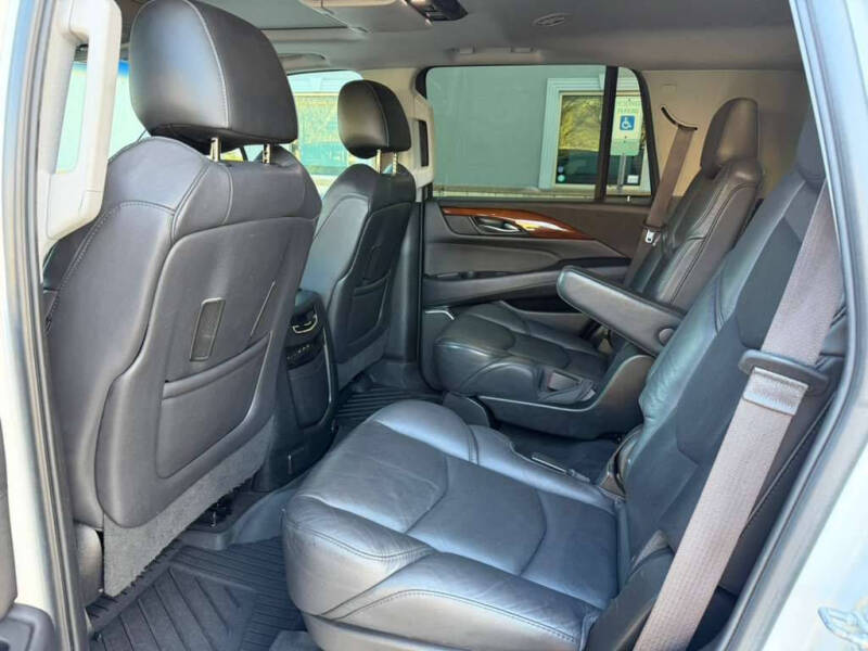 2017 Cadillac Escalade Premium Luxury