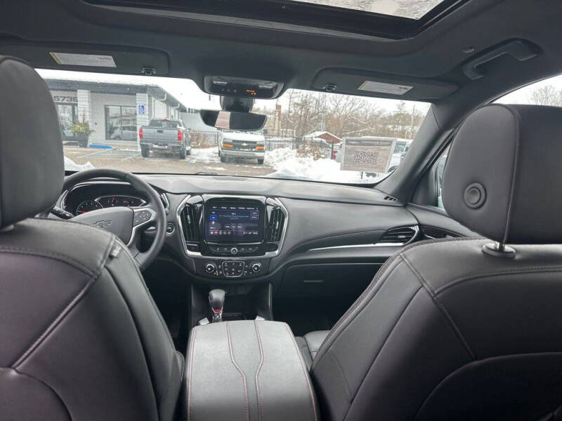 2023 Chevrolet Traverse RS