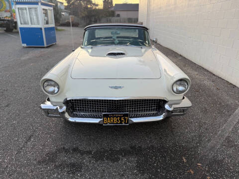 1957 Ford Thunderbird