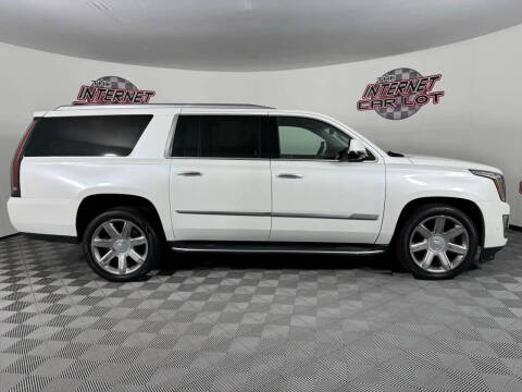 2019 Cadillac Escalade ESV Luxury