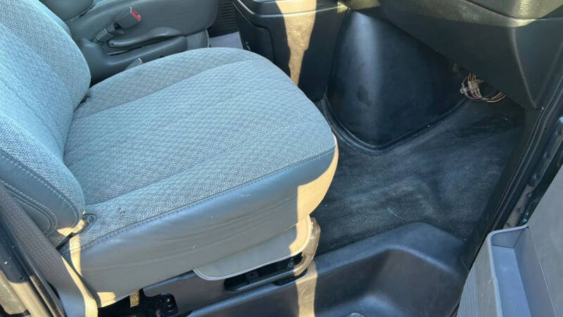 2017 Chevrolet Express LT 3500