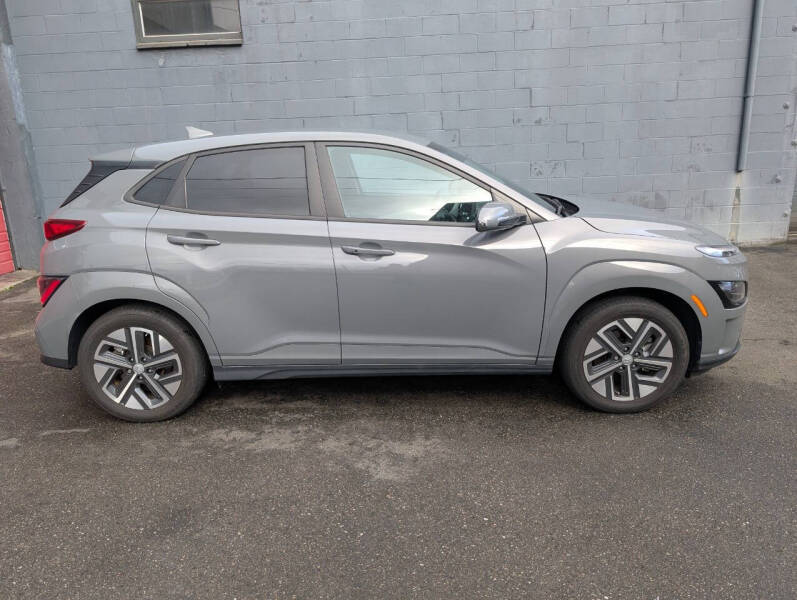 2023 Hyundai Kona Electric SE