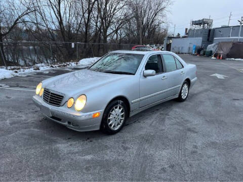 2000 Mercedes-Benz E-Class for sale at Classic Car Deals in Cadillac MI