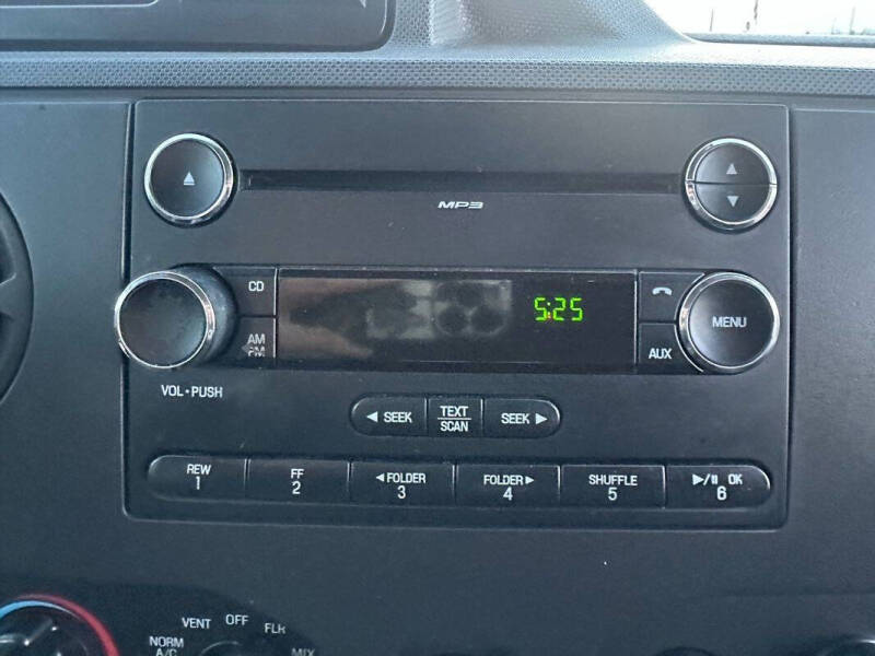 2010 Ford E-Series E-150