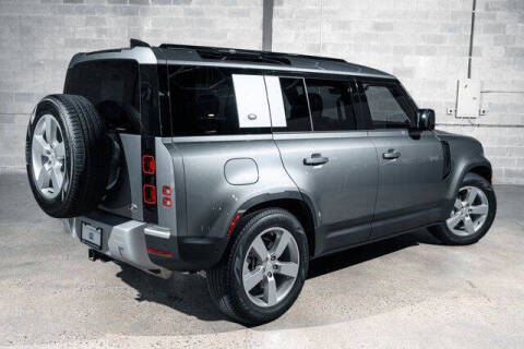 2022 Land Rover Defender 110 SE