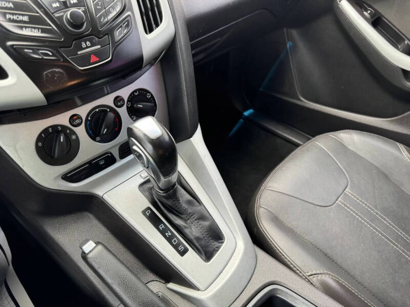 2014 Ford Focus SE