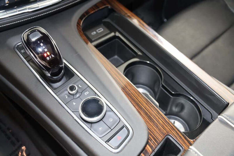 2022 Cadillac Escalade ESV Premium Luxury