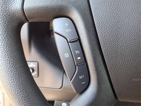 2025 Chevrolet Express 3500