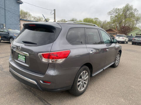 2016 Nissan Pathfinder S