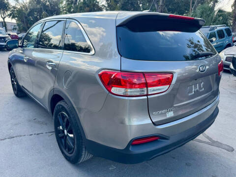 2018 Kia Sorento LX