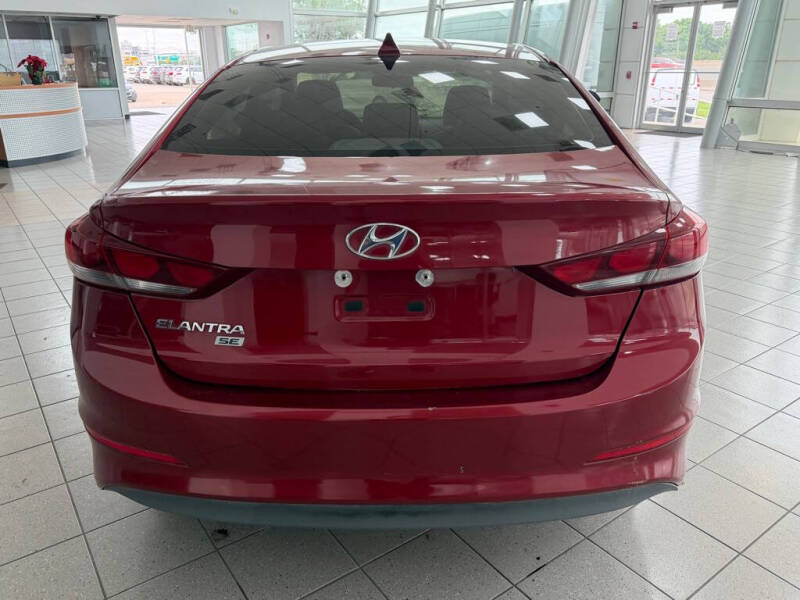 2017 Hyundai Elantra