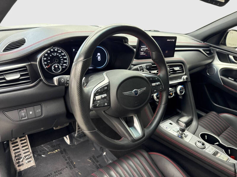 2023 Genesis G70
