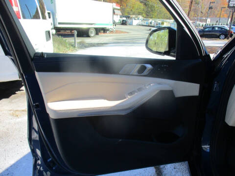 2022 BMW X7 xDrive40i