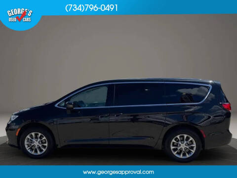 2023 Chrysler Pacifica Touring L