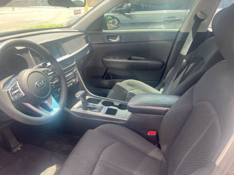 2020 Kia Optima LX