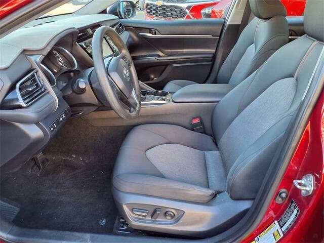 2020 Toyota Camry Hybrid LE