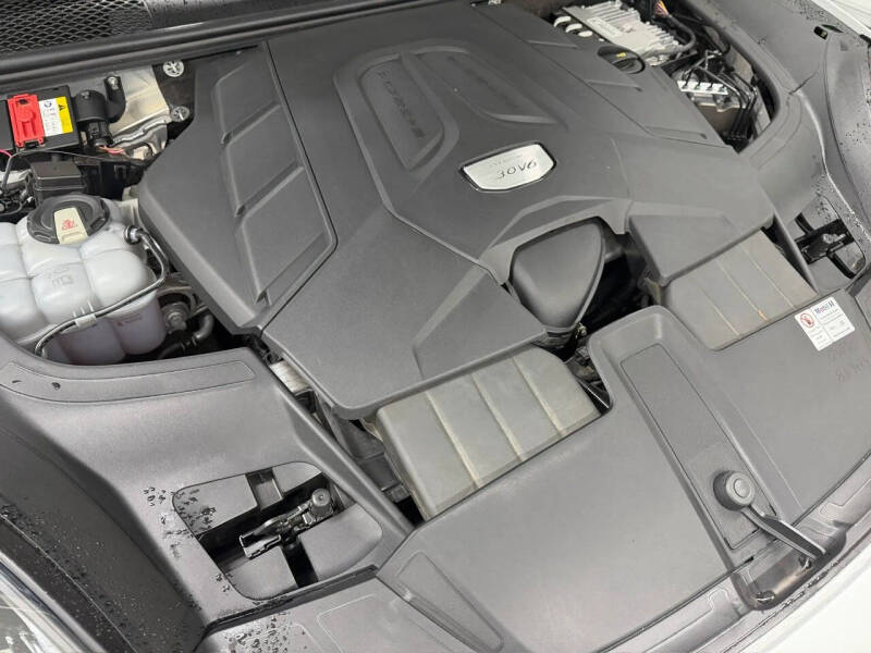 2020 Porsche Cayenne Coupe