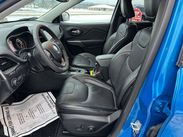 2022 Jeep Cherokee Latitude Lux