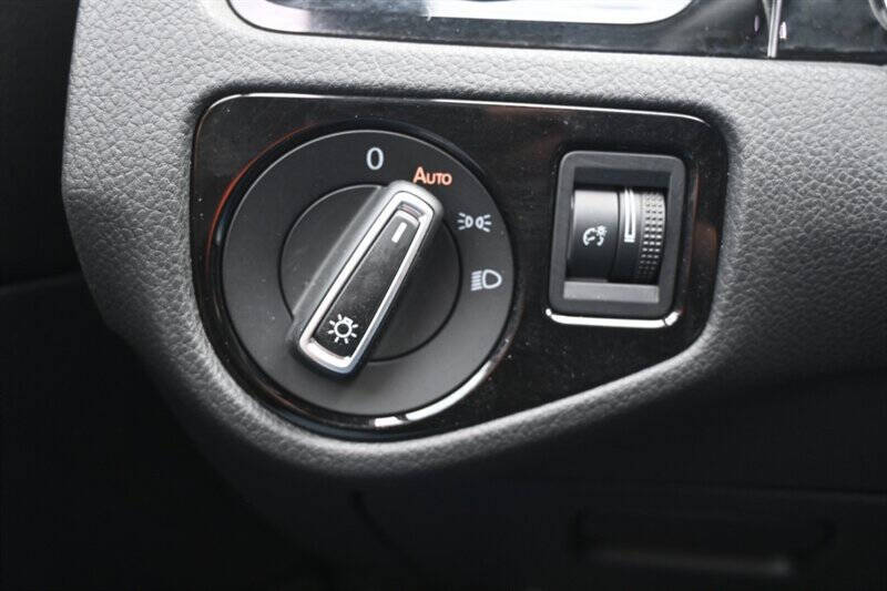 2019 Volkswagen Golf R 4Motion