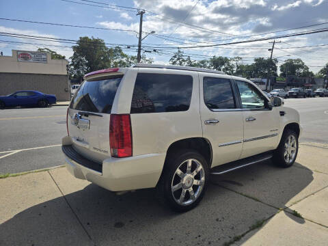 2013 Cadillac Escalade Luxury