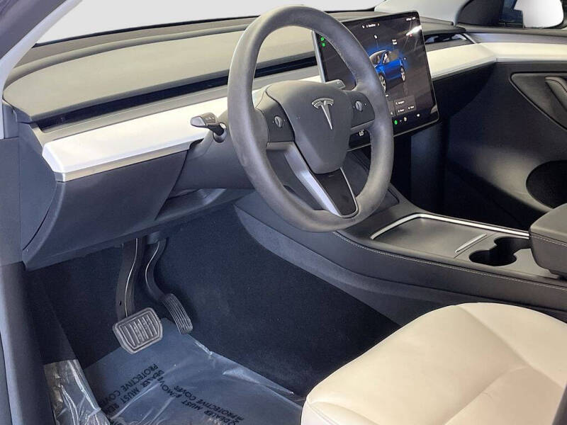 2024 Tesla Model Y Long Range