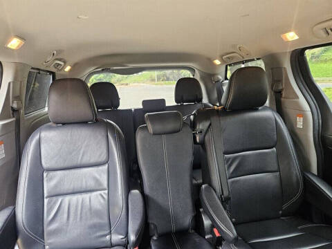 2015 Toyota Sienna