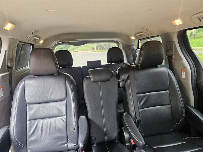 2015 Toyota Sienna