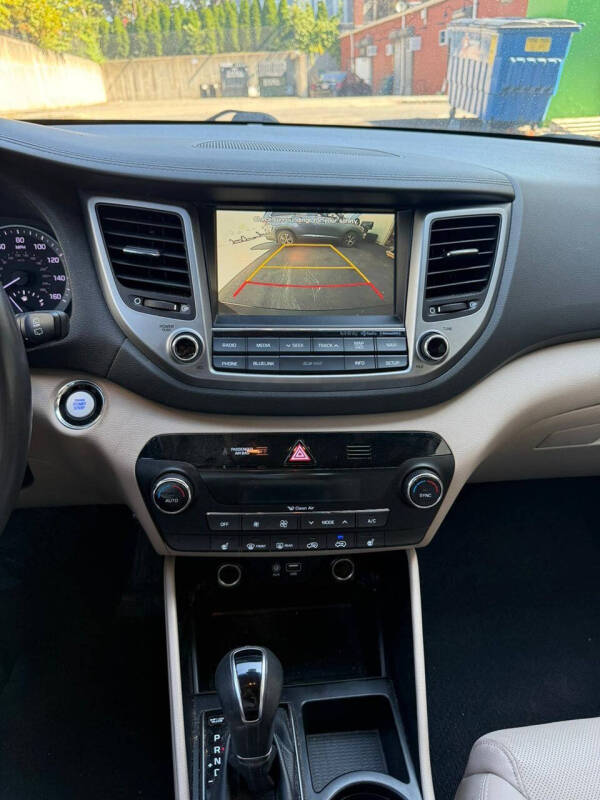 2017 Hyundai Tucson SE Plus