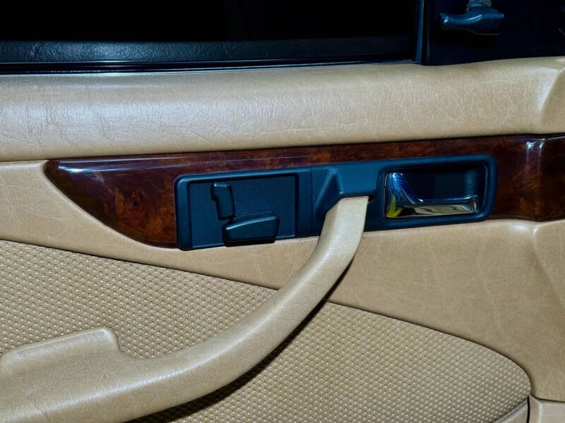 1982 Mercedes-Benz 380-Class 380 SEC