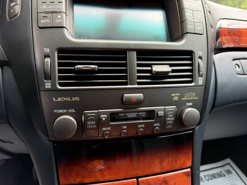 2005 Lexus LS 430