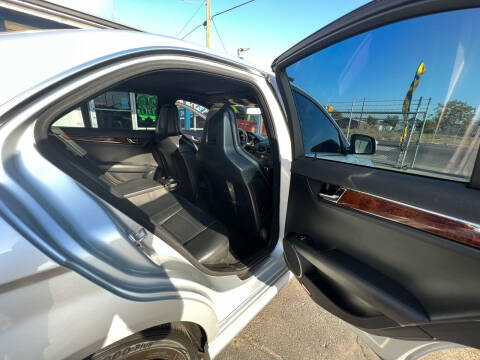 2009 Mercedes-Benz C-Class C 63 AMG