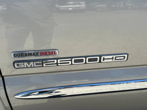 2005 GMC Sierra 2500HD SLT