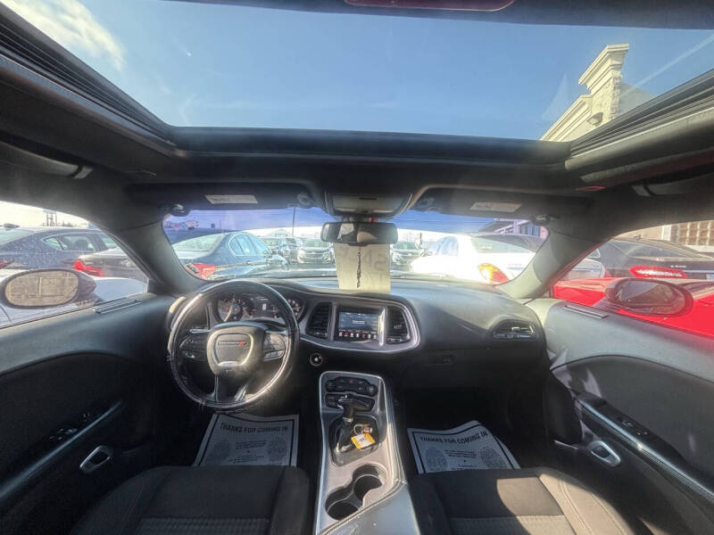 2021 Dodge Challenger SXT