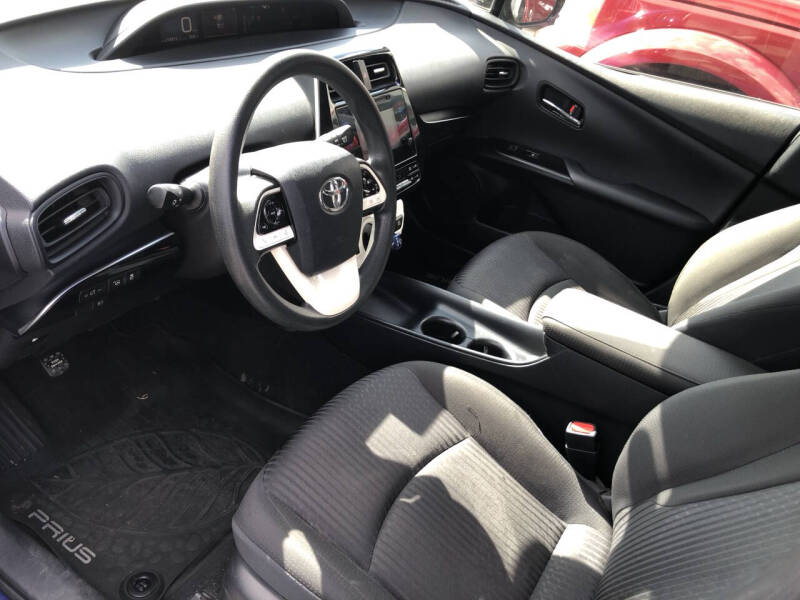 2018 Toyota Prius Two