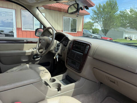 2004 Ford Explorer Limited