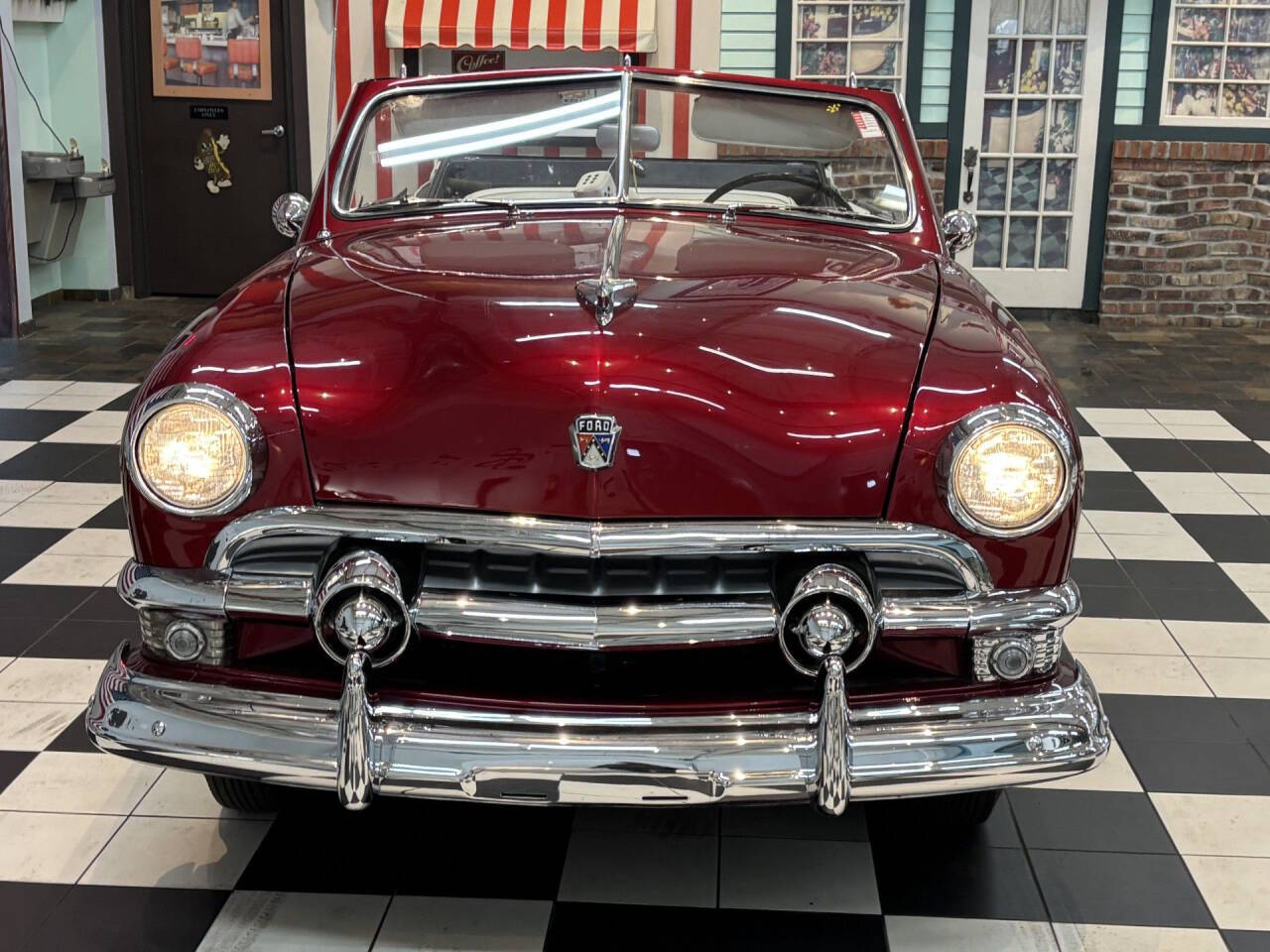 1951 Ford Custom 33