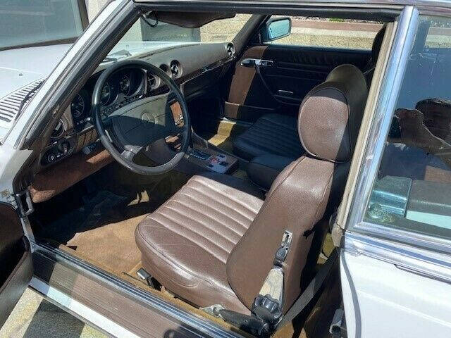 1987 Mercedes-Benz 560-Class 560 SL