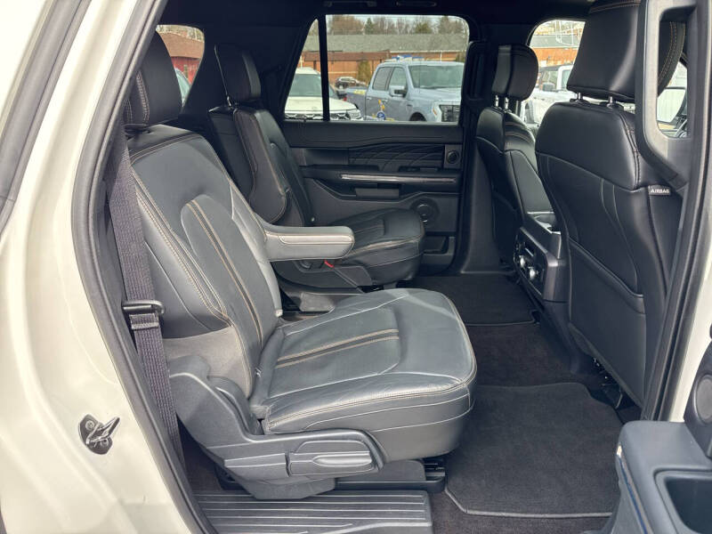 2023 Ford Expedition MAX Platinum