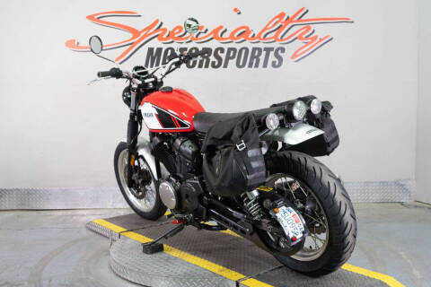 2017 Yamaha SCR950