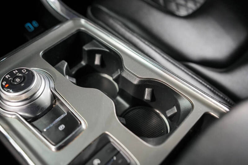 2023 Ford Edge Titanium
