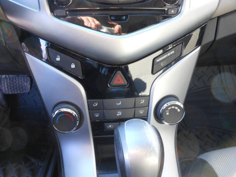 2011 Chevrolet Cruze LS