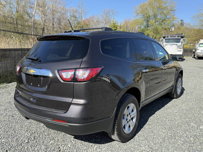 2017 Chevrolet Traverse LS
