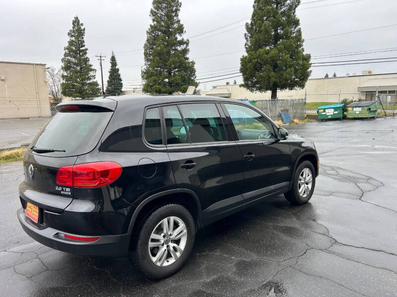 2013 Volkswagen Tiguan S photo 9