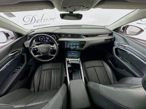 2024 Audi Q8 e-tron quattro Premium Plus