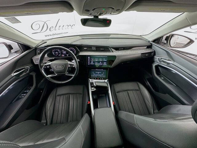 2024 Audi Q8 e-tron quattro Premium Plus