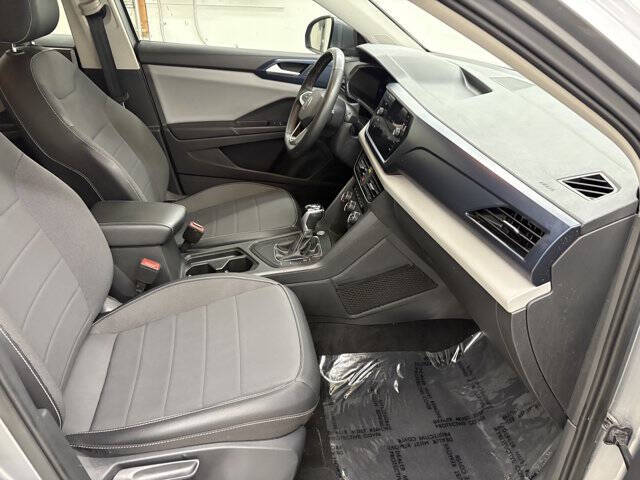 2022 Volkswagen Taos SE