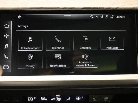 2024 Audi Q4 e-tron quattro Premium 50